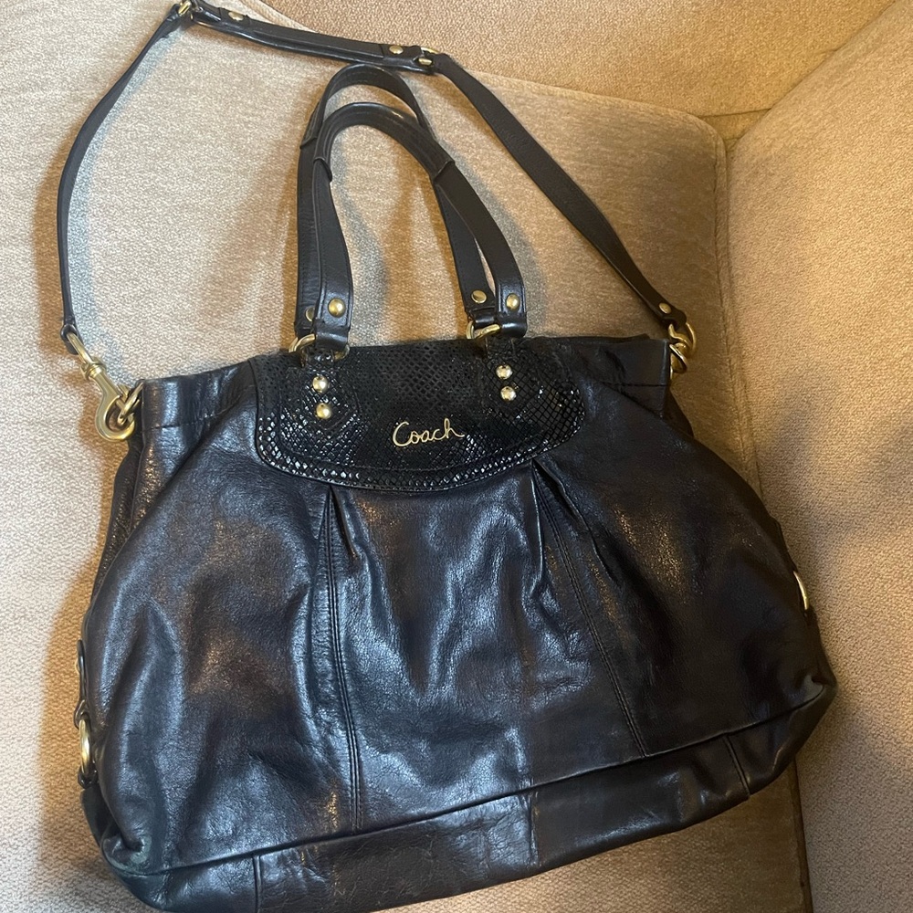 Coach Navy Leather Purse with gold hardware
